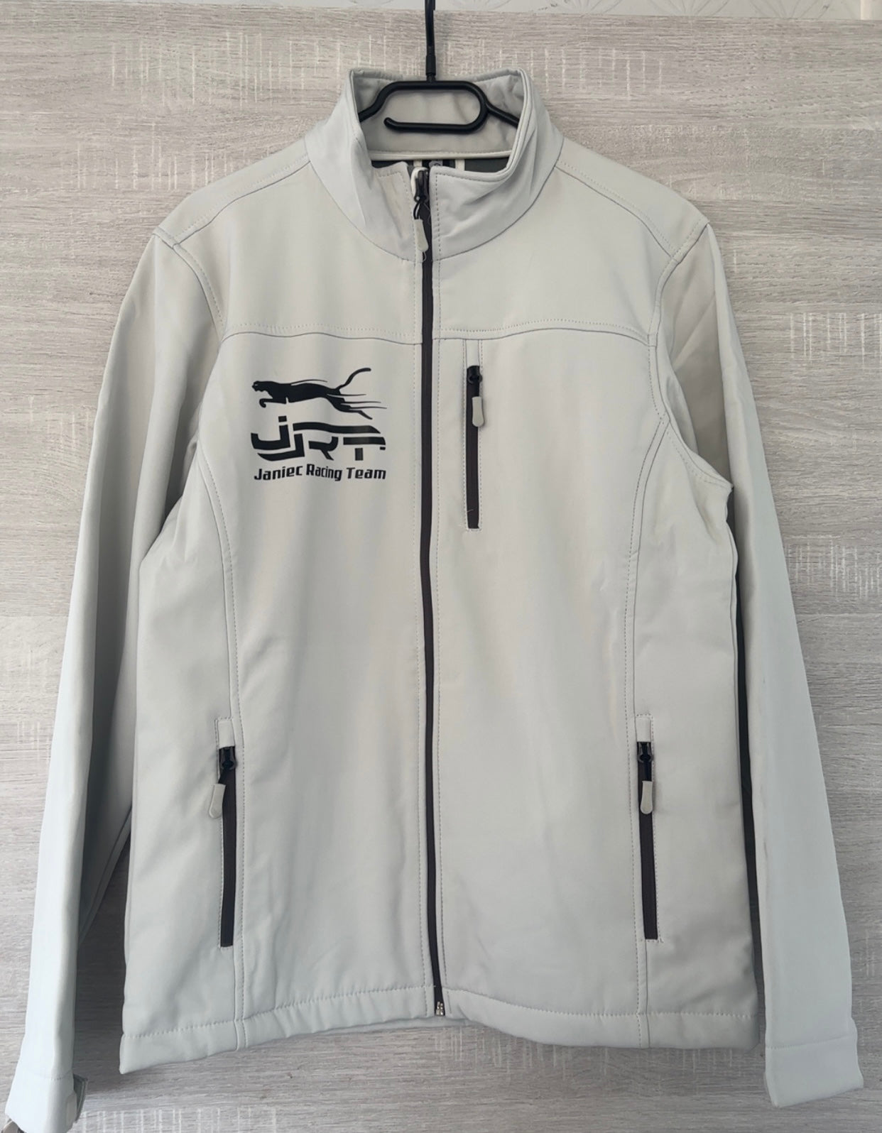 Veste blanc perlé - flocage noir