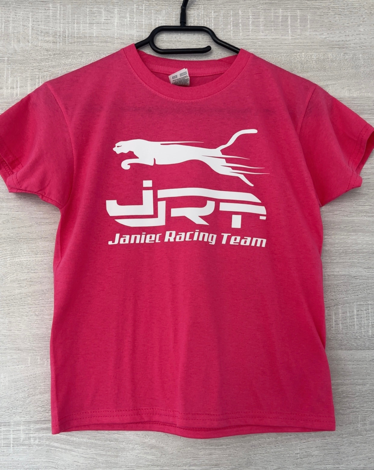 Tee-shirt enfant rose flocage blanc